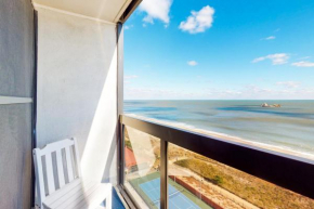 Golden Sands 1208